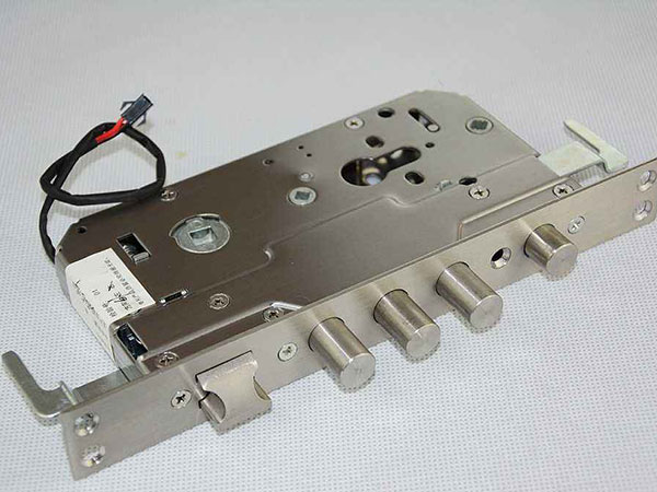 泾川24小时上门开锁公司